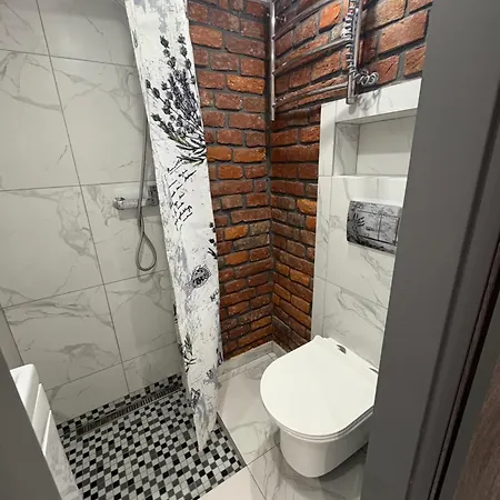 стильна смарт в центрі львова * לבוב