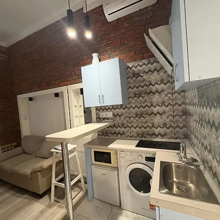 стильна смарт в центрі львова *